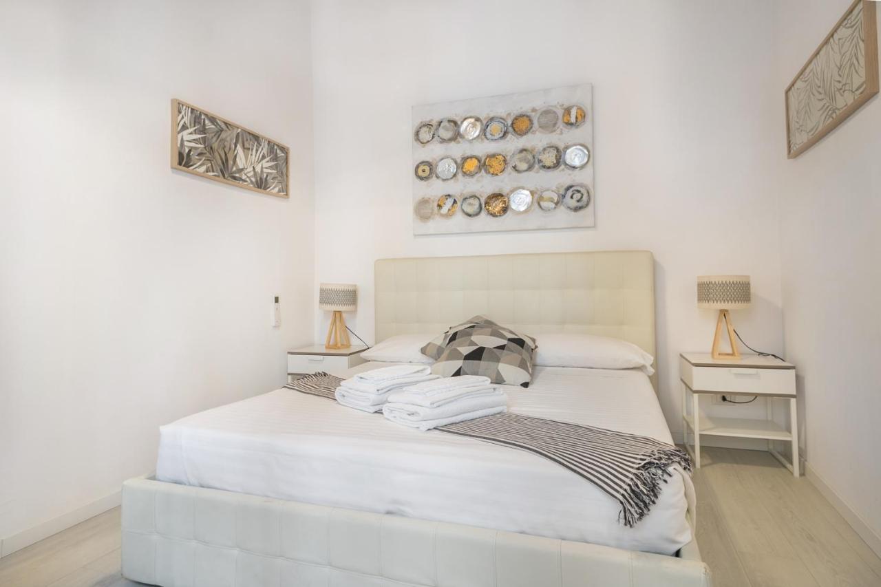 White Ostilia Apartments Рим Екстер'єр фото