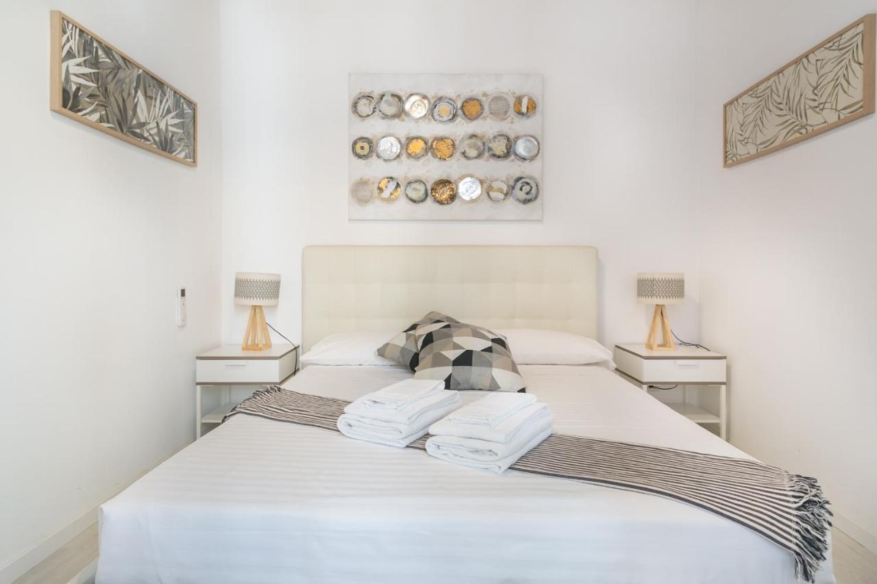 White Ostilia Apartments Рим Екстер'єр фото