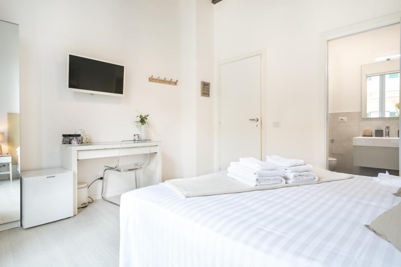 White Ostilia Apartments Рим Екстер'єр фото