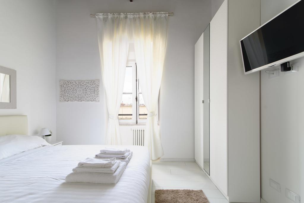 White Ostilia Apartments Рим Екстер'єр фото