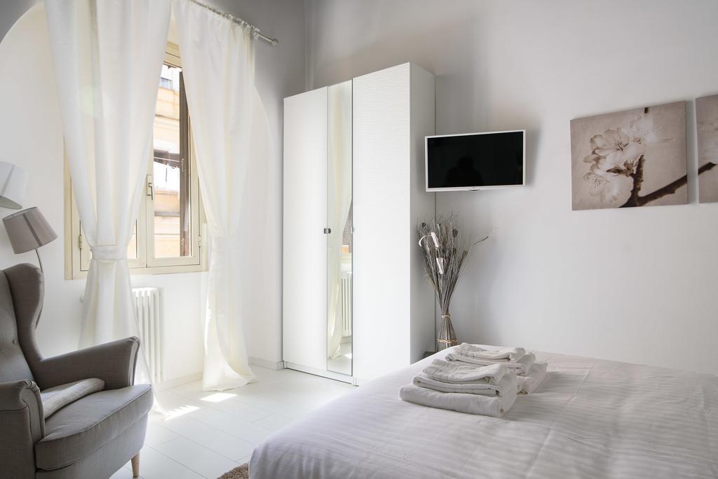 White Ostilia Apartments Рим Екстер'єр фото