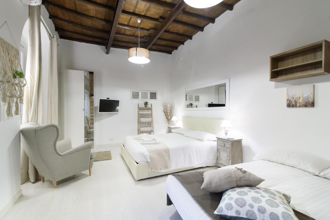 White Ostilia Apartments Рим Екстер'єр фото